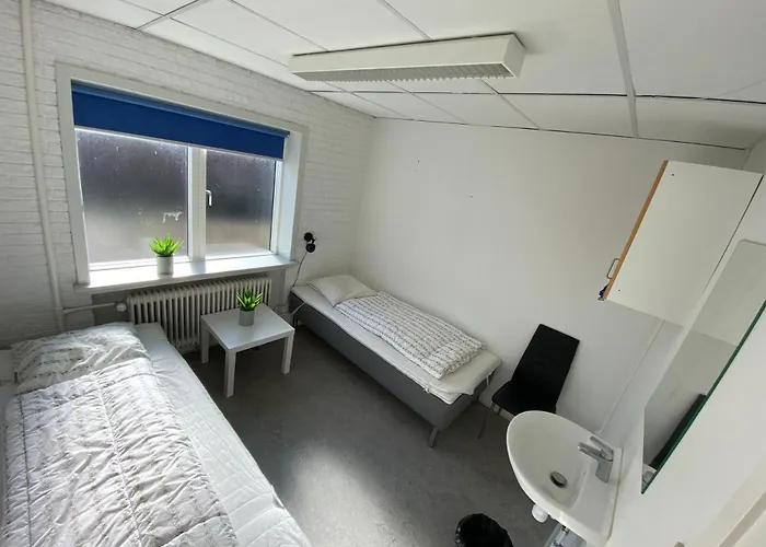 - Billund * غريندستيد